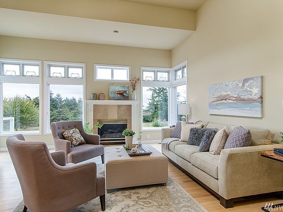 5th image of 98 Glacier Peak Dr
