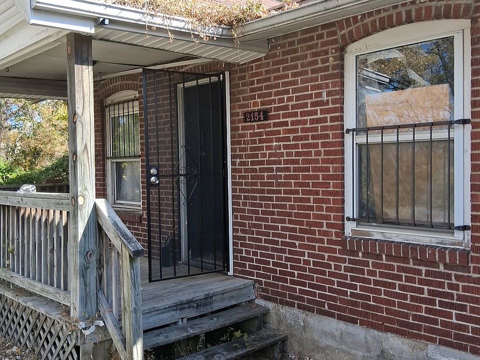 Front of house (gutters have since been cleared up - see third photo)