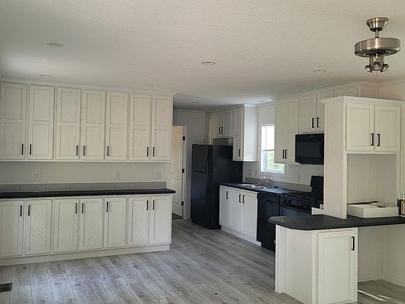 2nd image of 1585 Ray Blvd #227