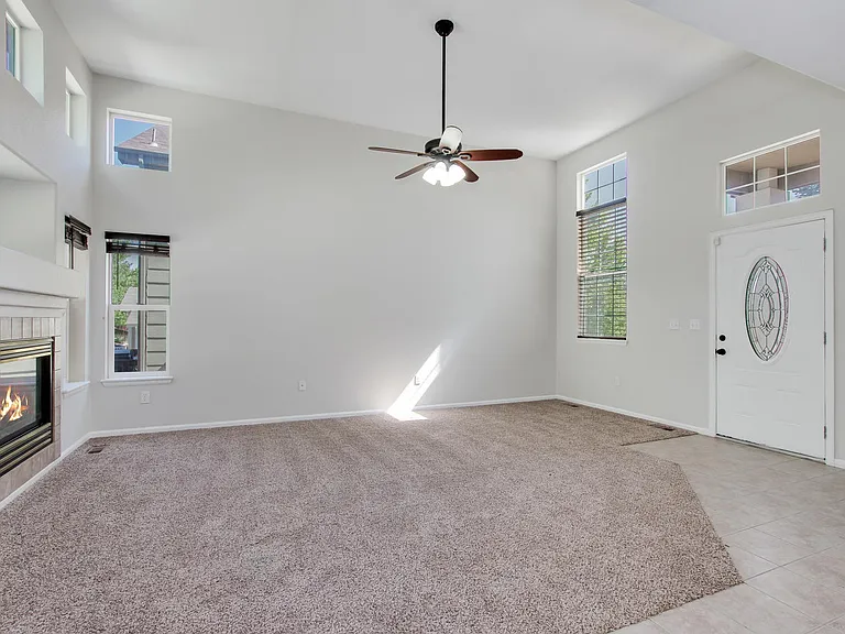 10373 Ravenswood Way — Photo 6