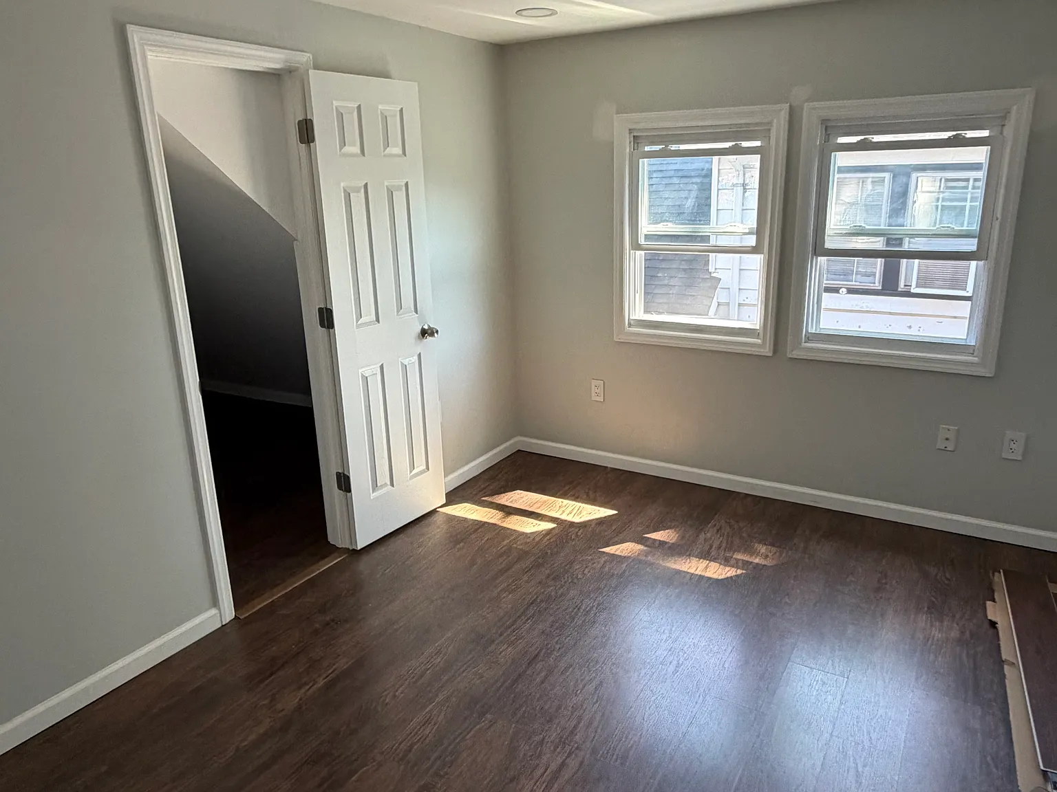 3 bed, $2,500 — Photo 2