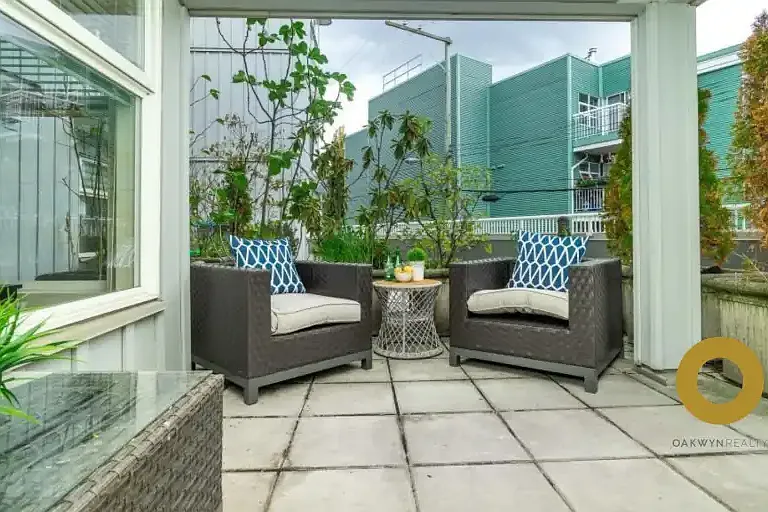 8915 Hudson St #205 — Photo 9