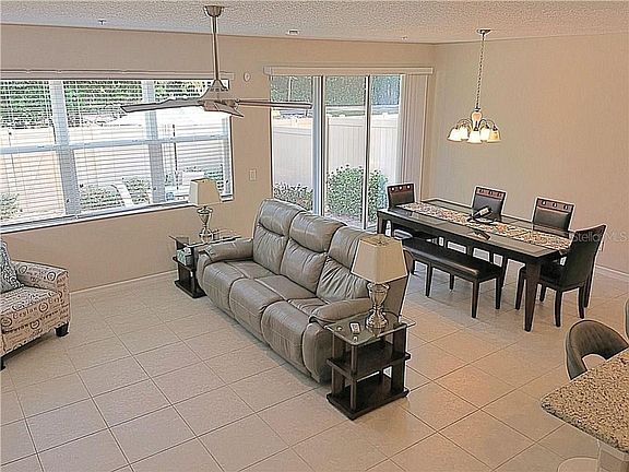 3rd image of 838 Walkers Grove Ln