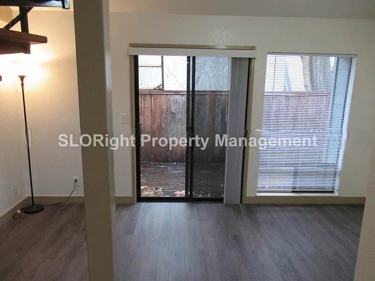 469 Sandercock St #C — Photo 4