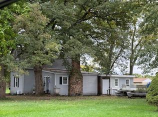 325 42nd Ave, Rock Island, IL 61201