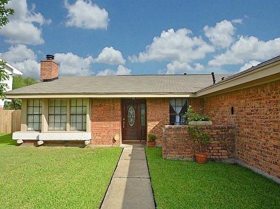 3rd image of 20006 Little Big Horn Dr