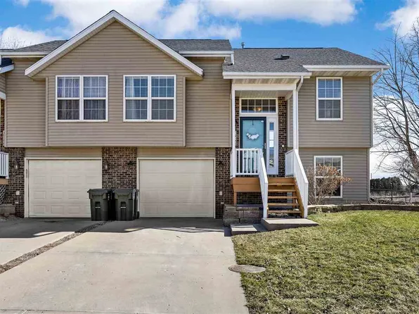 1968 Hannah Jo Ct, Iowa City, IA 52240