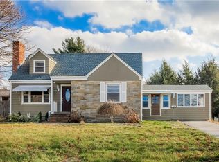 200 Brayton Ave, Cranston, RI 02920