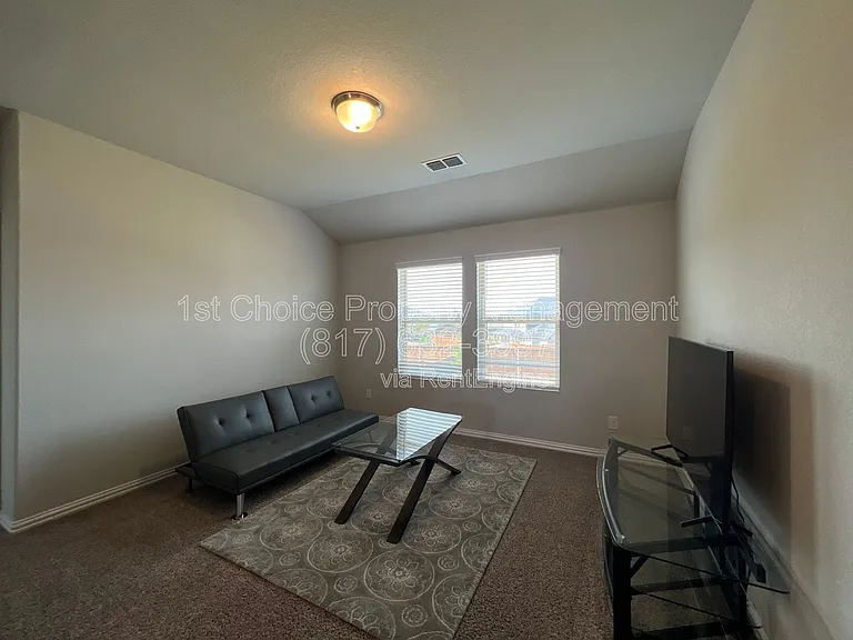 225 Lemley Dr — Photo 16