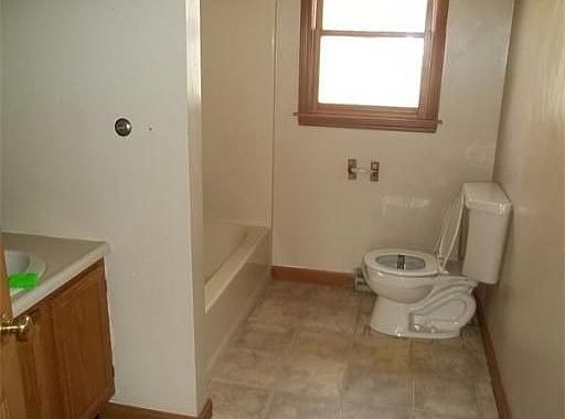 5th image of 3 Tide Meadows Dr