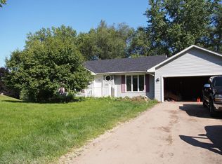 13710 5th Ave N, Plymouth, MN 55441