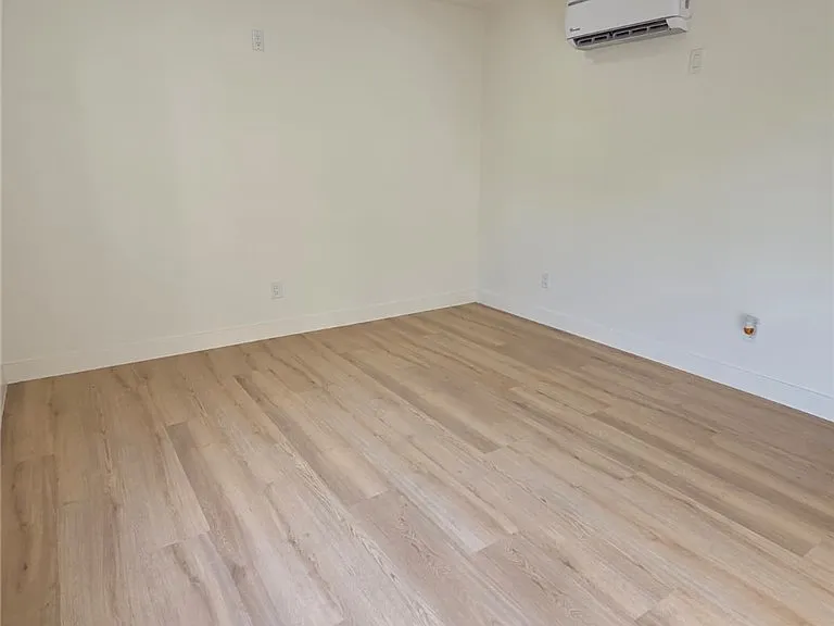 227 N Avenue 60 — Photo 5