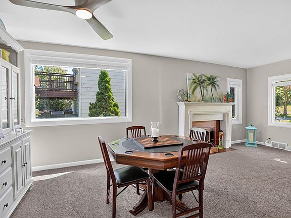4th image of 765 Prospect Blvd