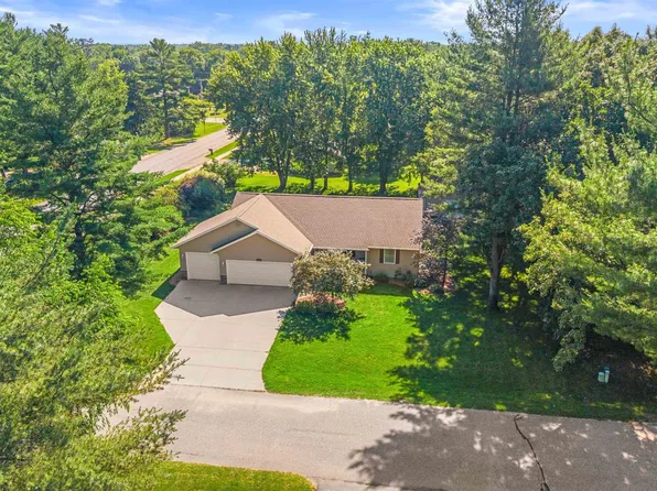 1010 WOODLAND COURT, Plover, WI 54467
