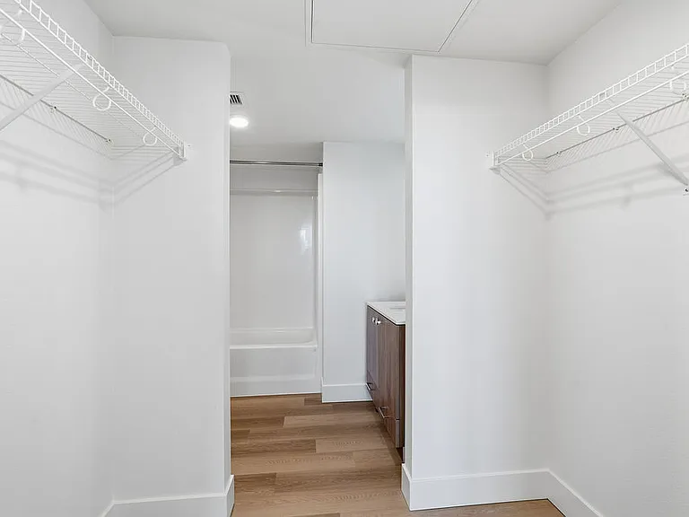 Vuela Apartments — Photo 10