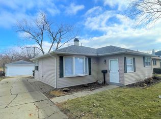 3602 Owl Dr, Rolling Meadows, IL 60008