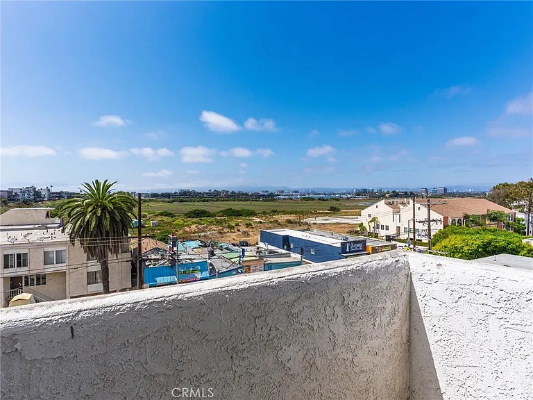 355 Pershing Dr #B — Photo 31