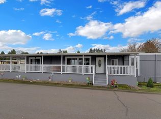 1800 Lakewood Ct, Eugene, OR 97402