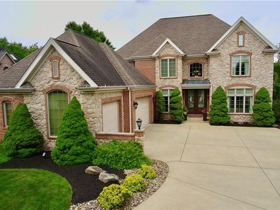 1817 Constitution Blvd, Valencia, PA, 16059