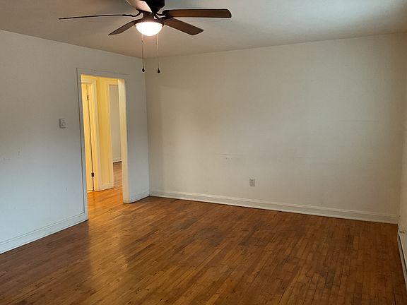 4th image of 860 Jefferson St