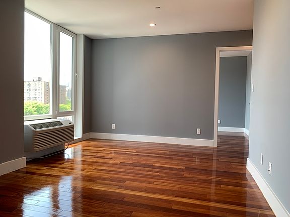 3rd image of 21-34 Broadway #6C