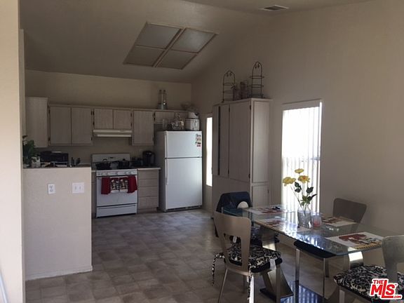 5th image of 14634 Kimberly St