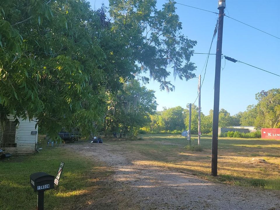 118 N Market St, Brazoria, TX 77422 MLS 16412814 Zillow