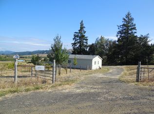 1842 Wilson Rd, Yoncalla, OR 97499