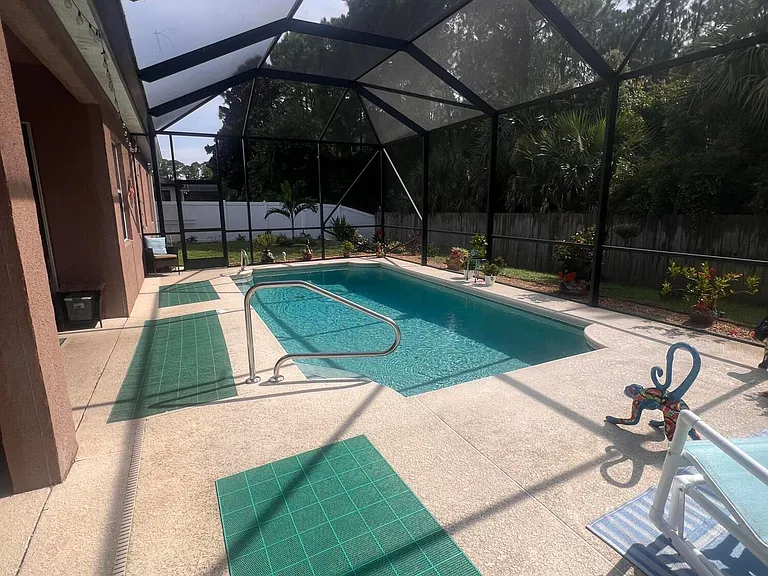7368 Crepe Myrtle Ct — Photo 25