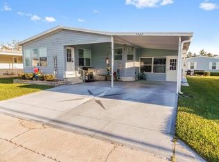 5942 Benz Dr, Zephyrhills, FL 33540