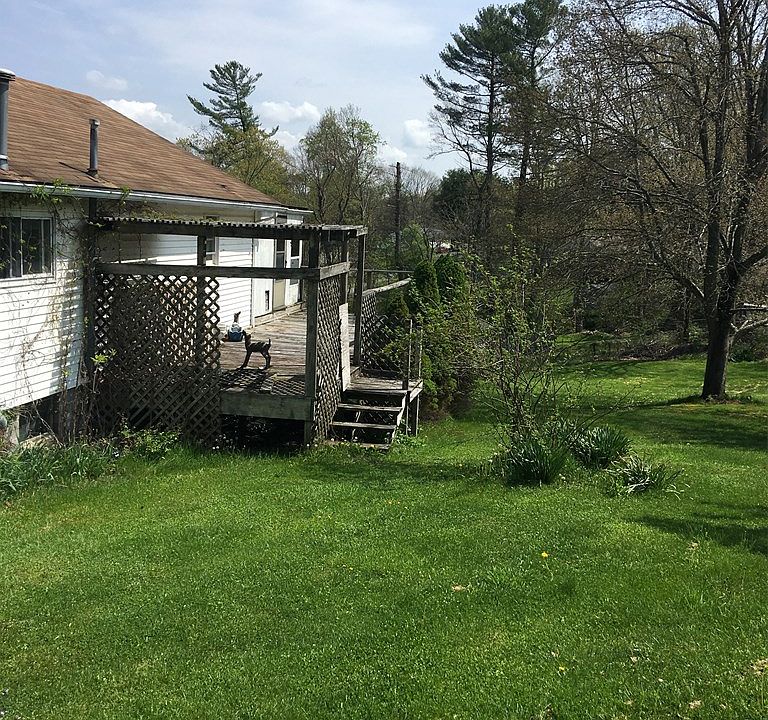 2nd image of 103 Center St