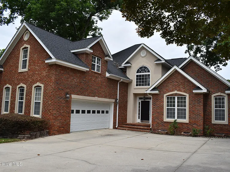 269 Foxfire Ct — Photo 1