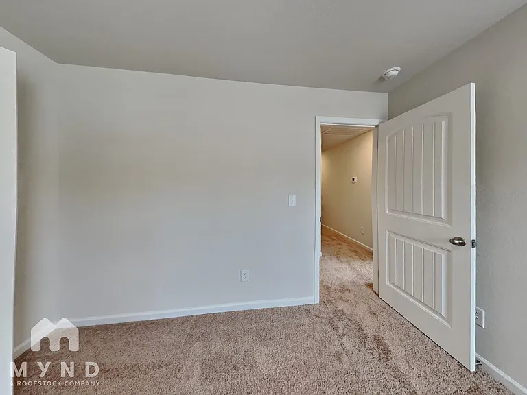 282 Royal Meadow Dr — Photo 23