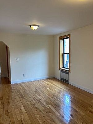 4th image of 687 W 204th St APT 5G