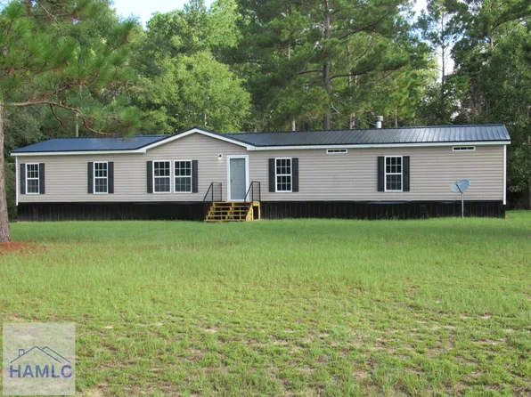 114 Victory Dr, Collins, GA 30421