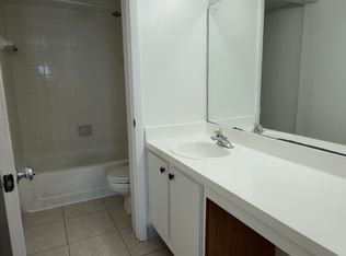 2803 N Oakland Forest Dr APT 304, Fort Lauderdale, FL 33309