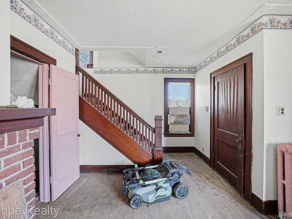 1311 Scott Ave, photo 5