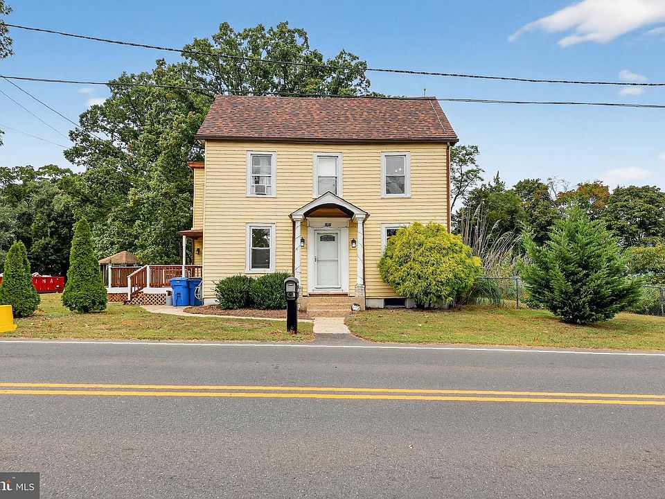 1st image of 1115 Bridgeboro Rd