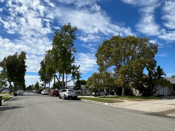 941 W Yale St, Ontario, CA 91762