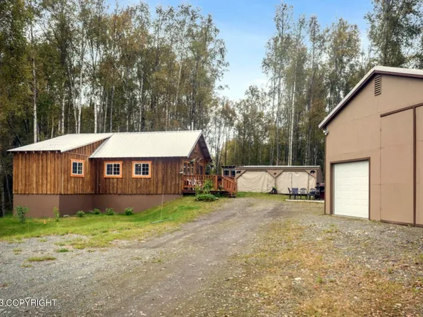 24473 W Honeybee Lake Dr, Willow, AK 99688