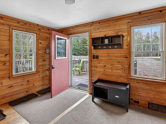 4th image of 10935 Linger Longer Rd