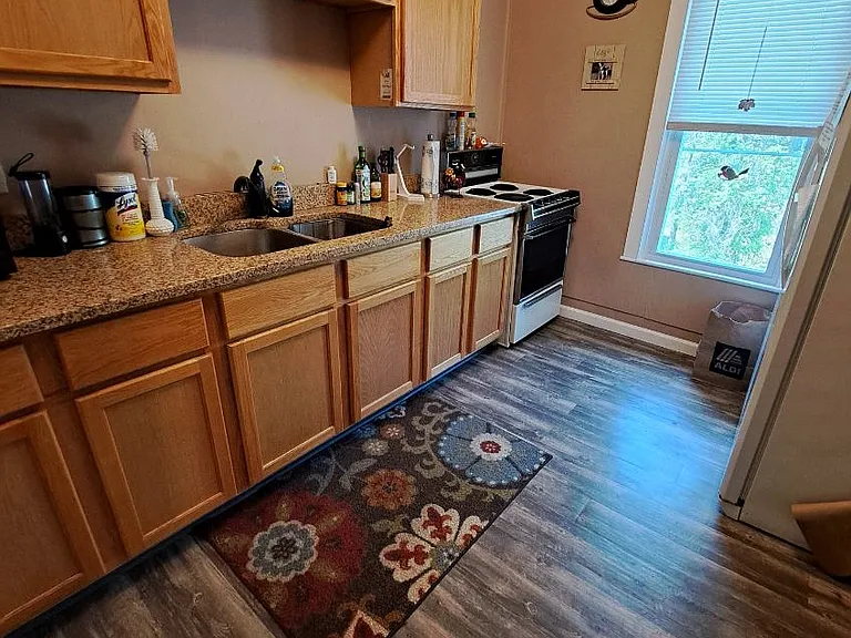 202 Sanborn Ave #3 — Photo 5