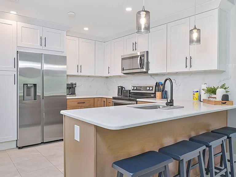6386 Royal Woods Dr — Photo 14