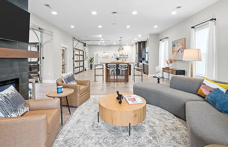 Princeton Place — Photo 24