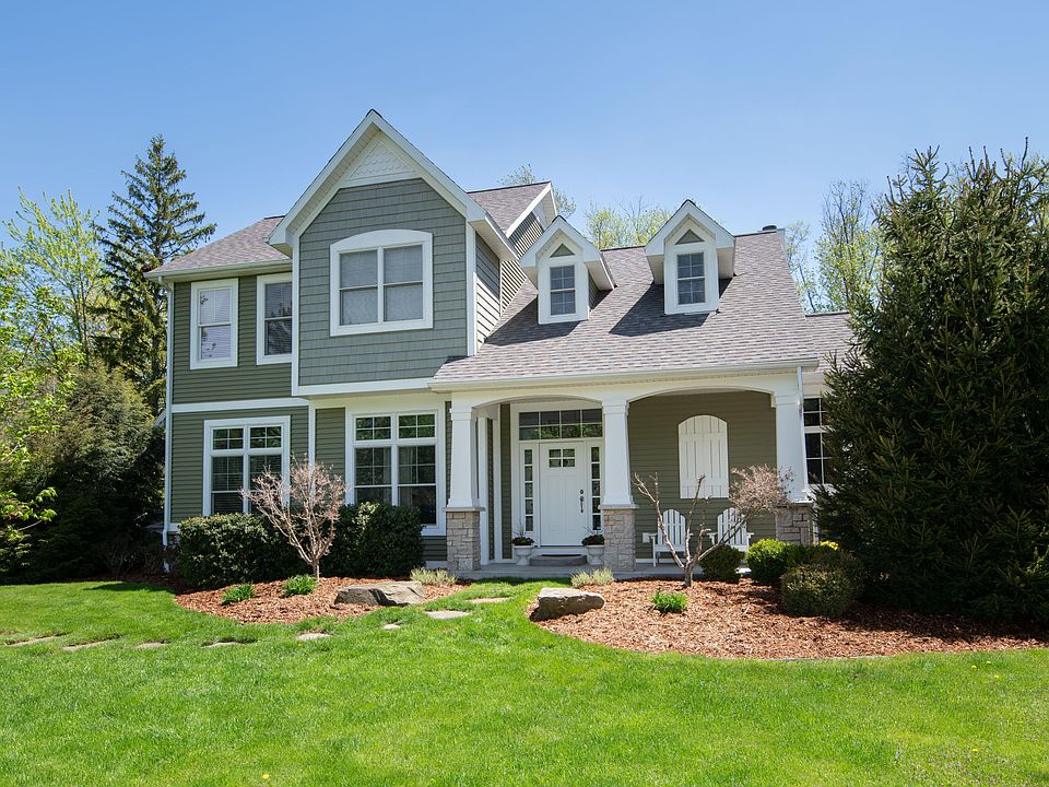 1st image of 7138 Lake Forest Dr