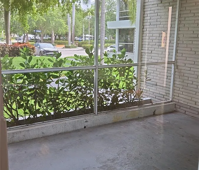 9200 E Bay Harbor Dr #1 — Photo 8