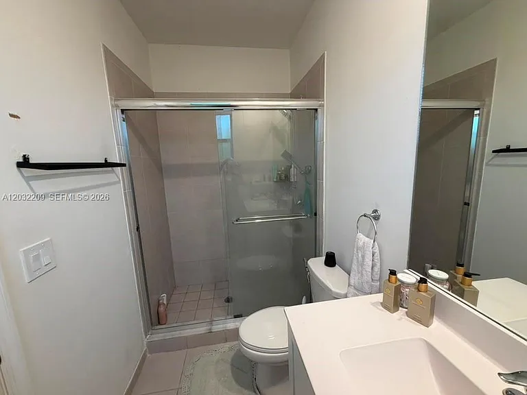20731 NE 7th Pl #20731 — Photo 7