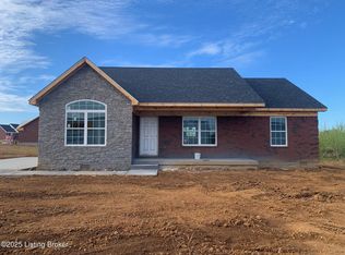 109 Flagstaff Dr, Coxs Creek, KY 40013