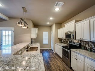 317 Sageway Ct, College Station, TX 77845