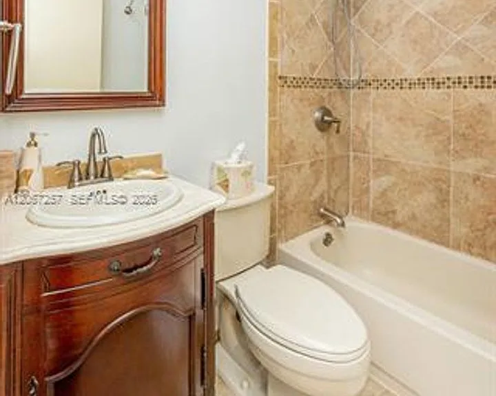 20935 NE 37th Ct #Townhouse 20935 — Photo 53